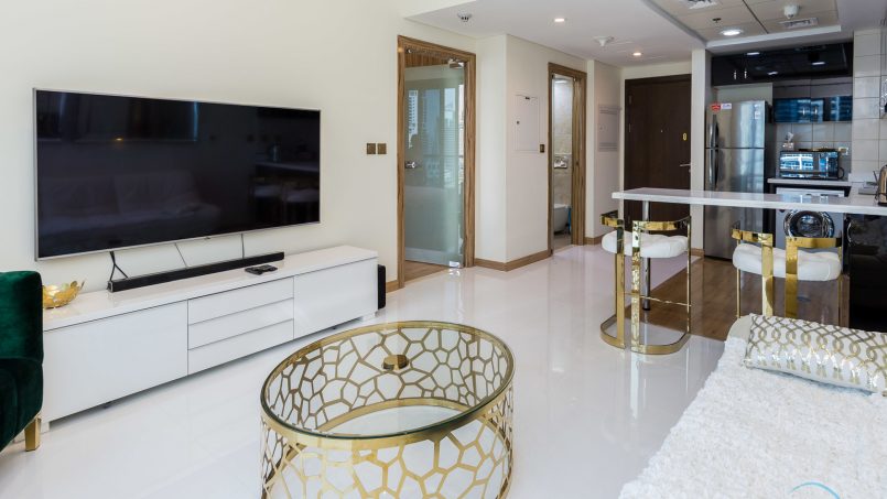 DELUXE HOLIDAY HOMES - 1-bedroom-in-bay-central-central-tower-dubai-marina-06