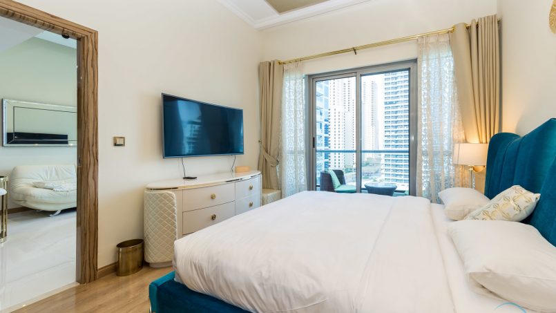 DELUXE HOLIDAY HOMES - 1-bedroom-in-bay-central-central-tower-dubai-marina-15