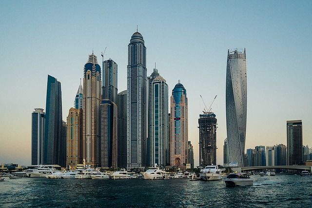 DELUXE HOLIDAY HOMES - Dubai