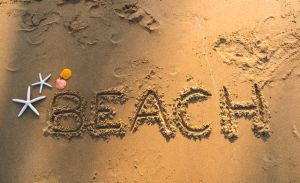 DELUXE HOLIDAY HOMES - 5 Practical Tips for Traveling During the Holidays