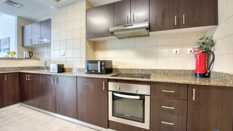 DELUXE HOLIDAY HOMES - 2-bedroom-apartment-in-dubai-marina-11