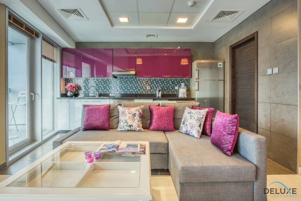Выдающийся 1BR в Cayan Tower