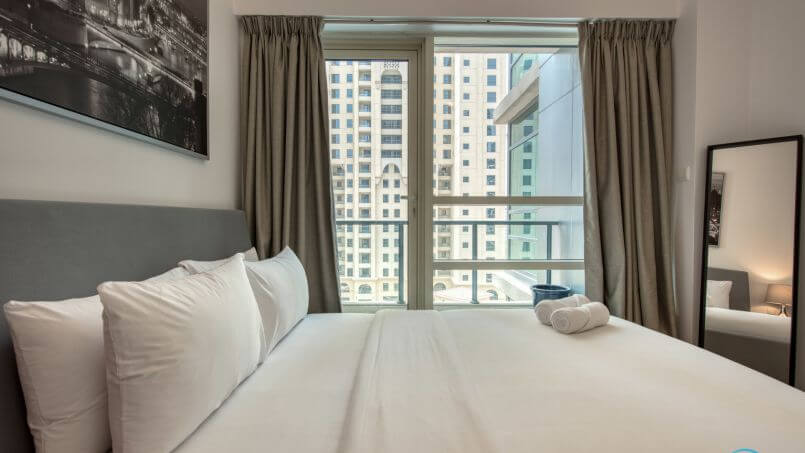 DELUXE HOLIDAY HOMES - spacious-and-bright-apartment-in-dubai-marina-20