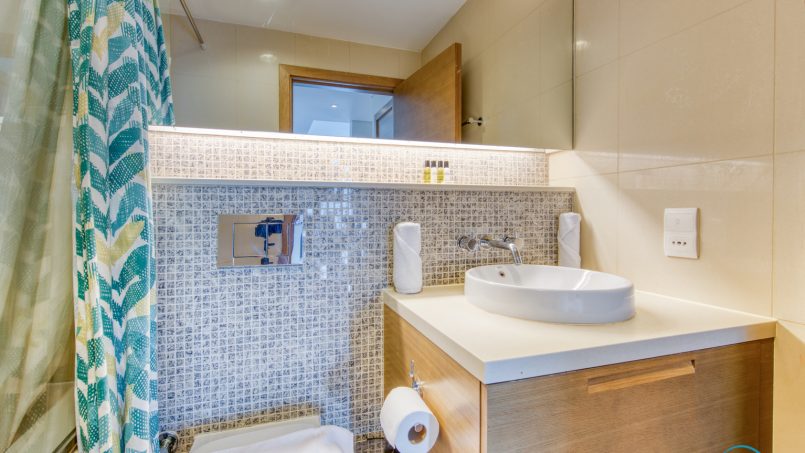 DELUXE HOLIDAY HOMES - neat-1-bedroom-in-claren-tower-1-23