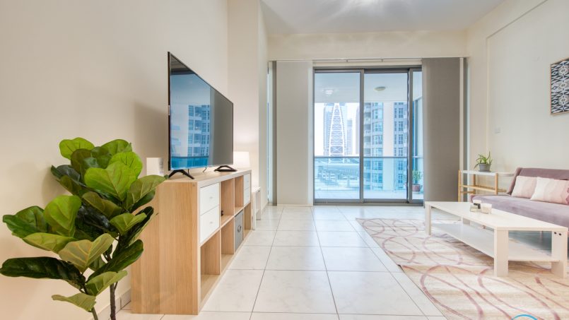 DELUXE HOLIDAY HOMES - nice-1-bedroom-apartment-in-azure-dubai-marina-08
