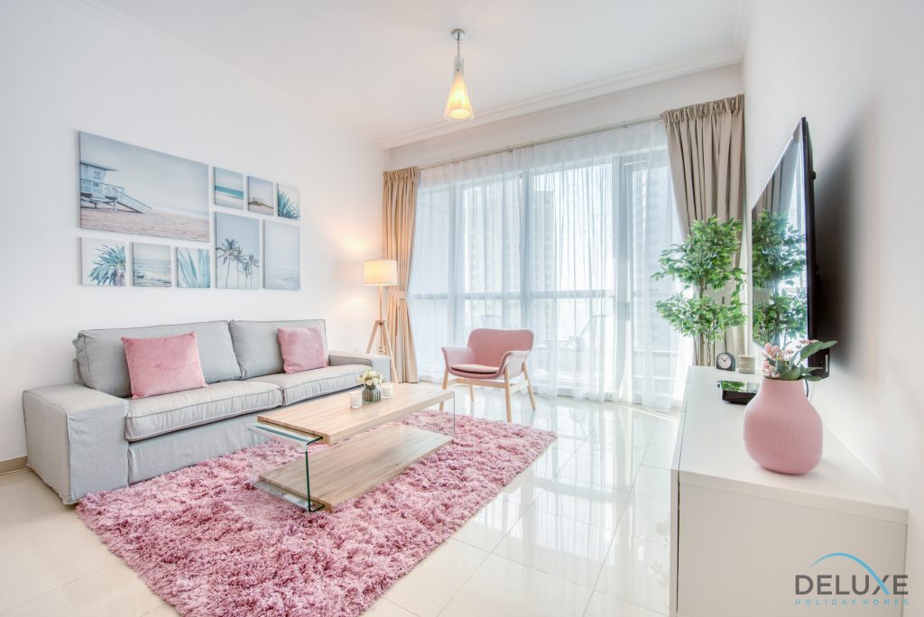 Radiant 2BR в Bay Central 2