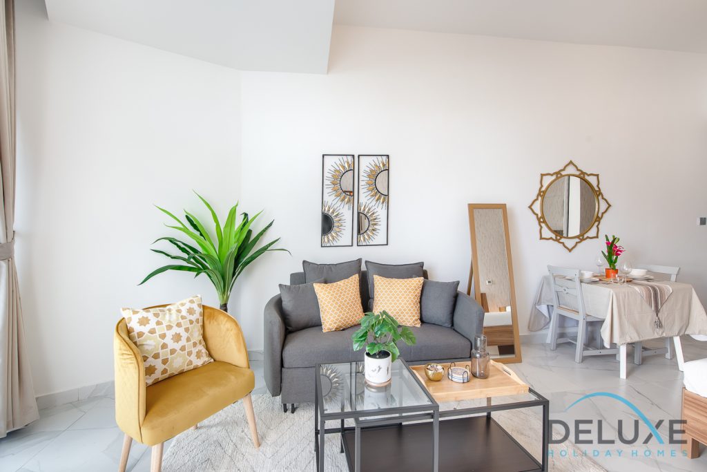 Интимная студия в Millennium Binghatti Residence