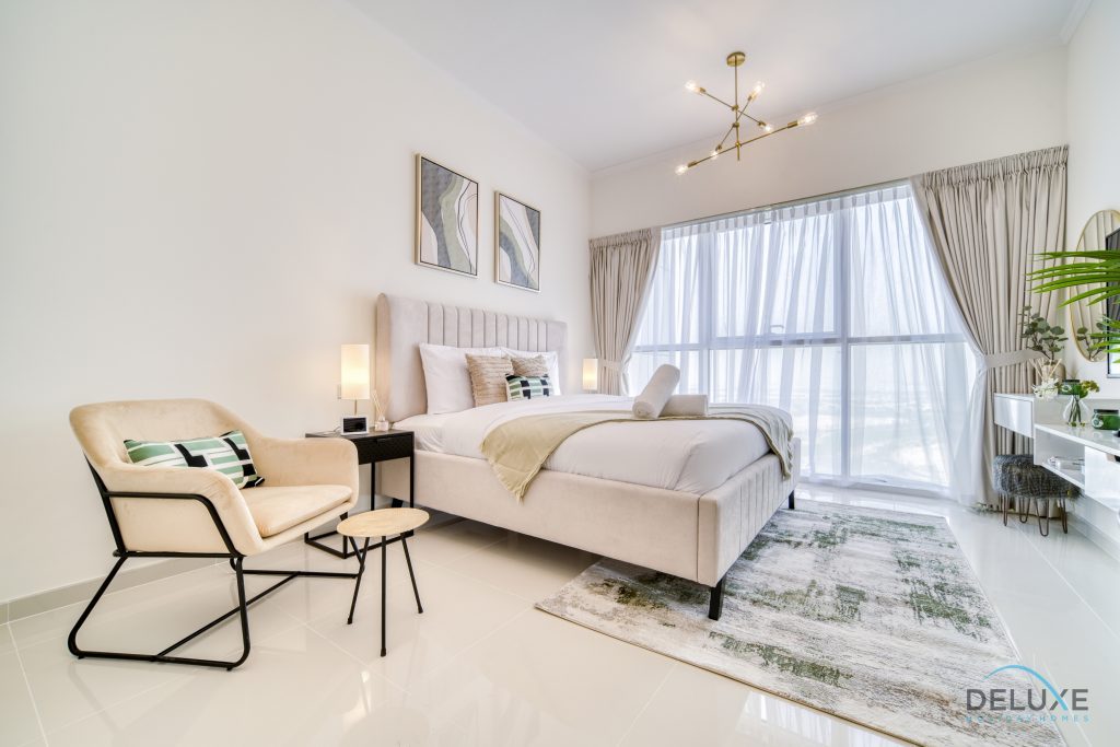 Умиротворяющая студия в Carson A DAMAC Hills