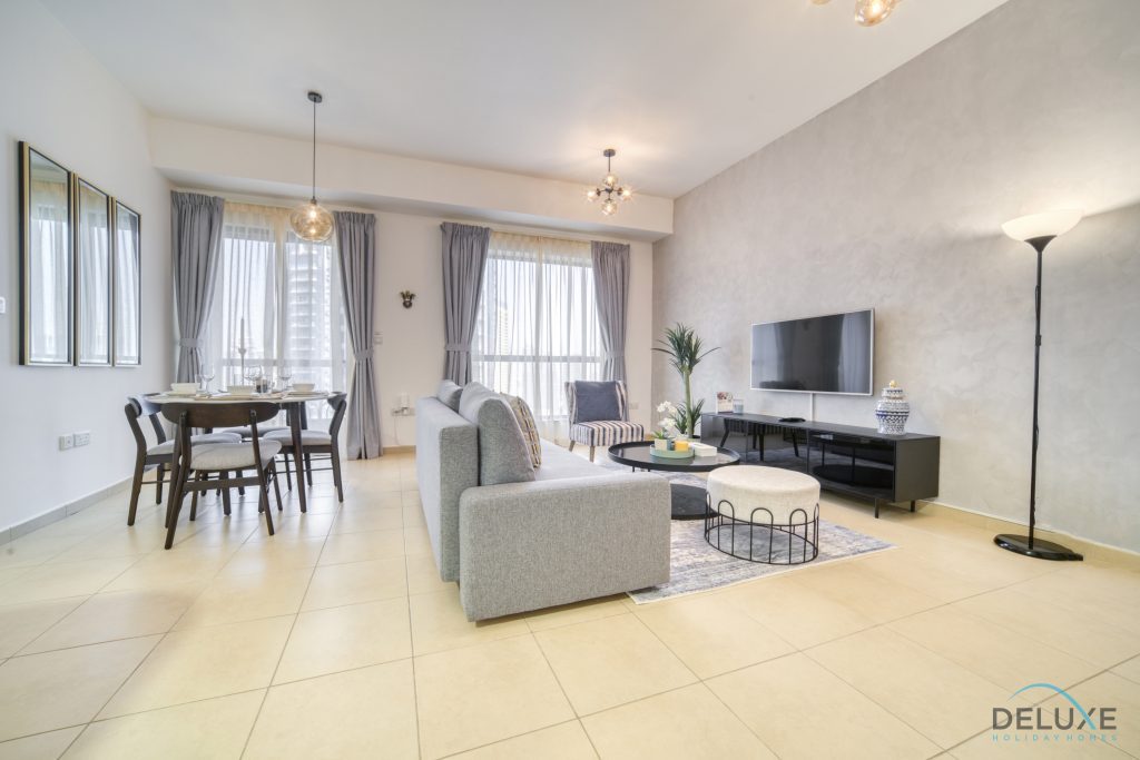 Placid 1BR at Bahar 6