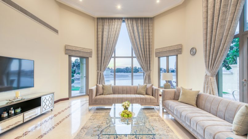 DELUXE HOLIDAY HOMES - magical-5-bedroom-villa-on-the-palm-jumeirah-04
