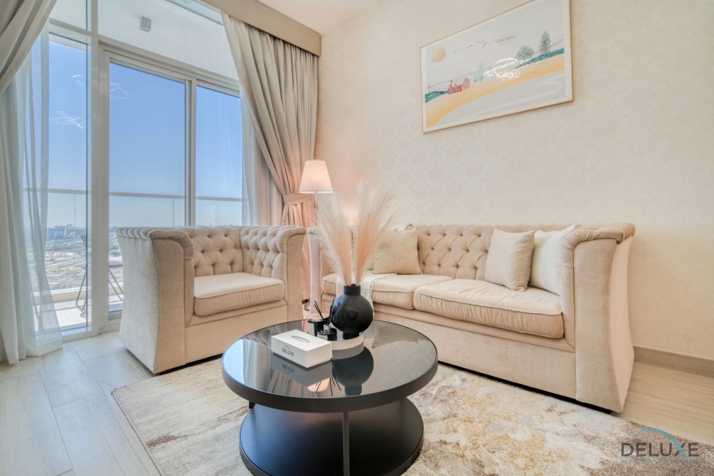 Тихий 1BR в Studio One
