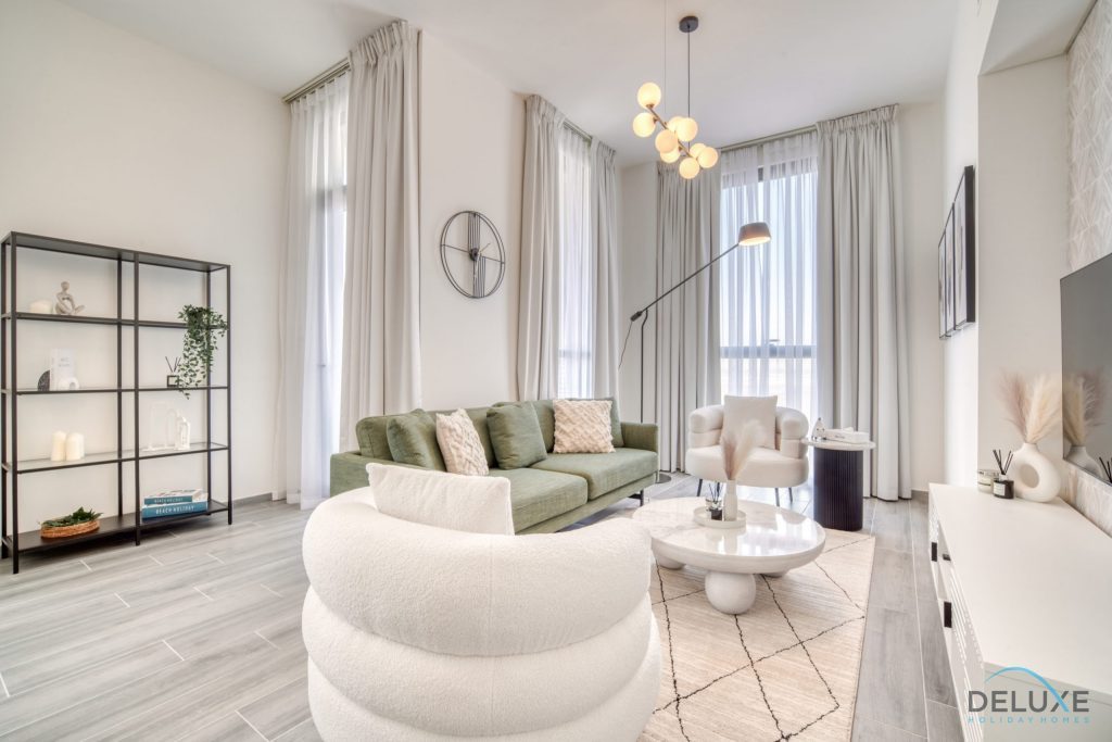 Спокойный 2BR с комнатой помощника в Mesk 1 Midtown