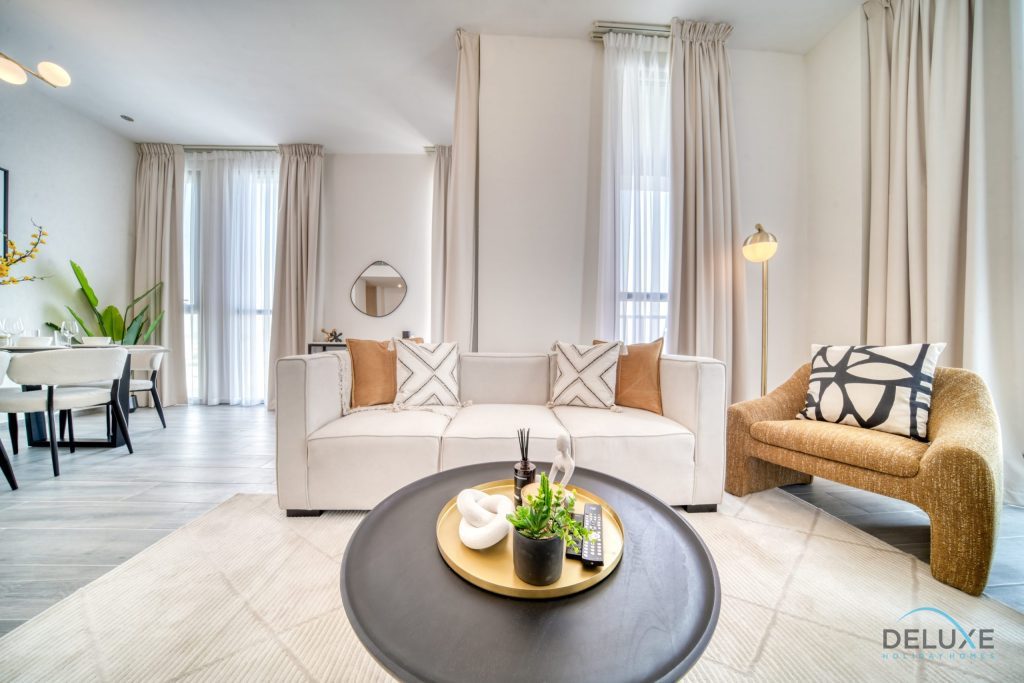 Очаровательная 2BR с комнатой помощника в Mesk 1 Midtown