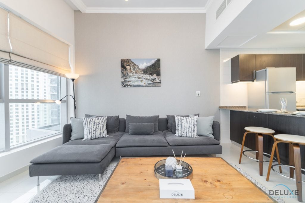 Апартаменты 1BR с видом в Bay Central 1