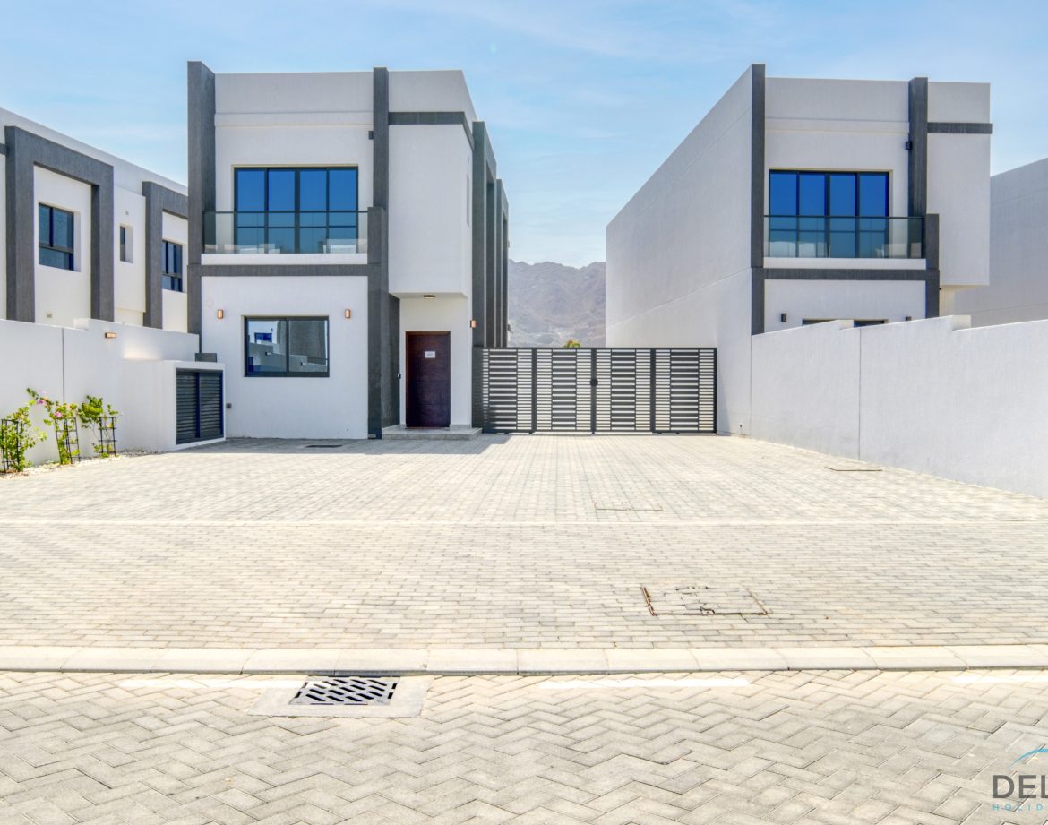 5-Bedroom Villa — Al Dana Island — photo 14
