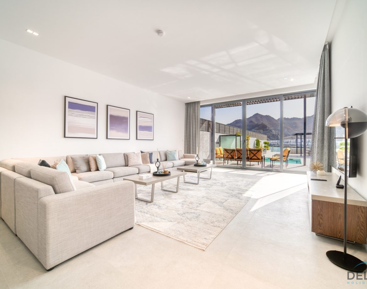 5-Bedroom Villa — Al Dana Island — photo 16