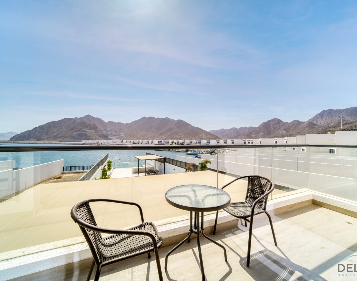 5-Bedroom Villa — Al Dana Island — photo 33