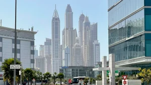 DELUXE HOLIDAY HOMES - How To Find A Place To Rent In Dubai