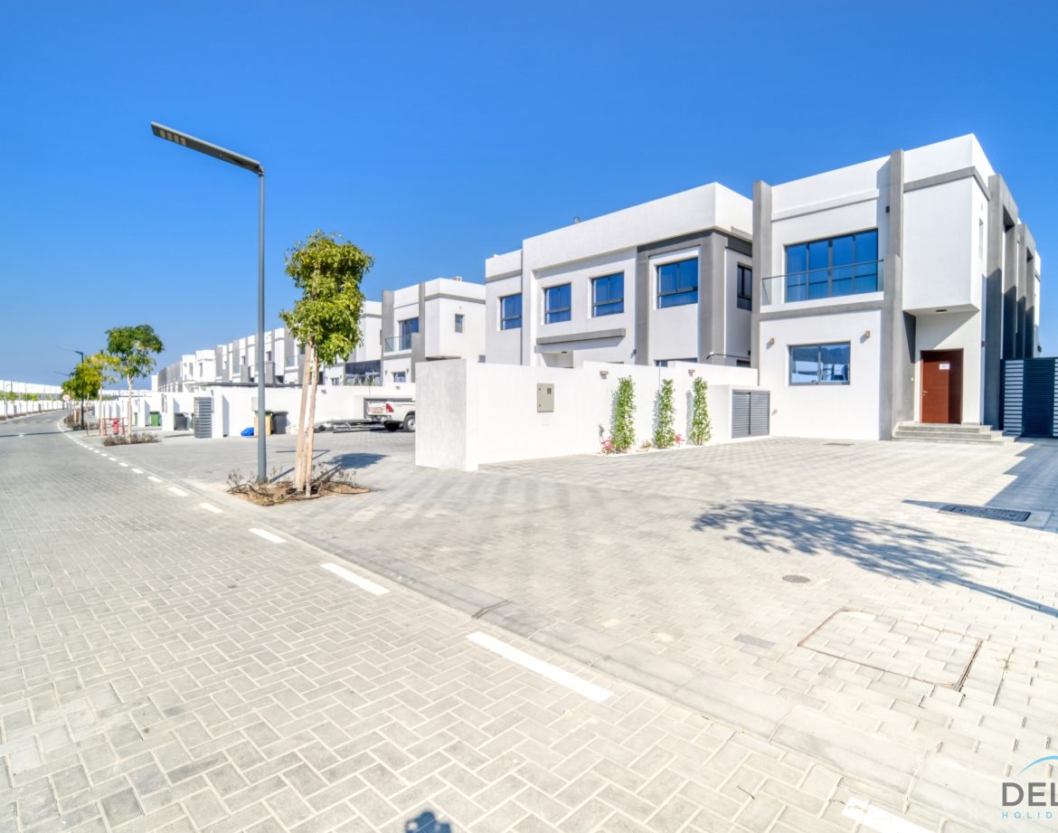 5-Bedroom Villa — Al Dana Island — photo 14