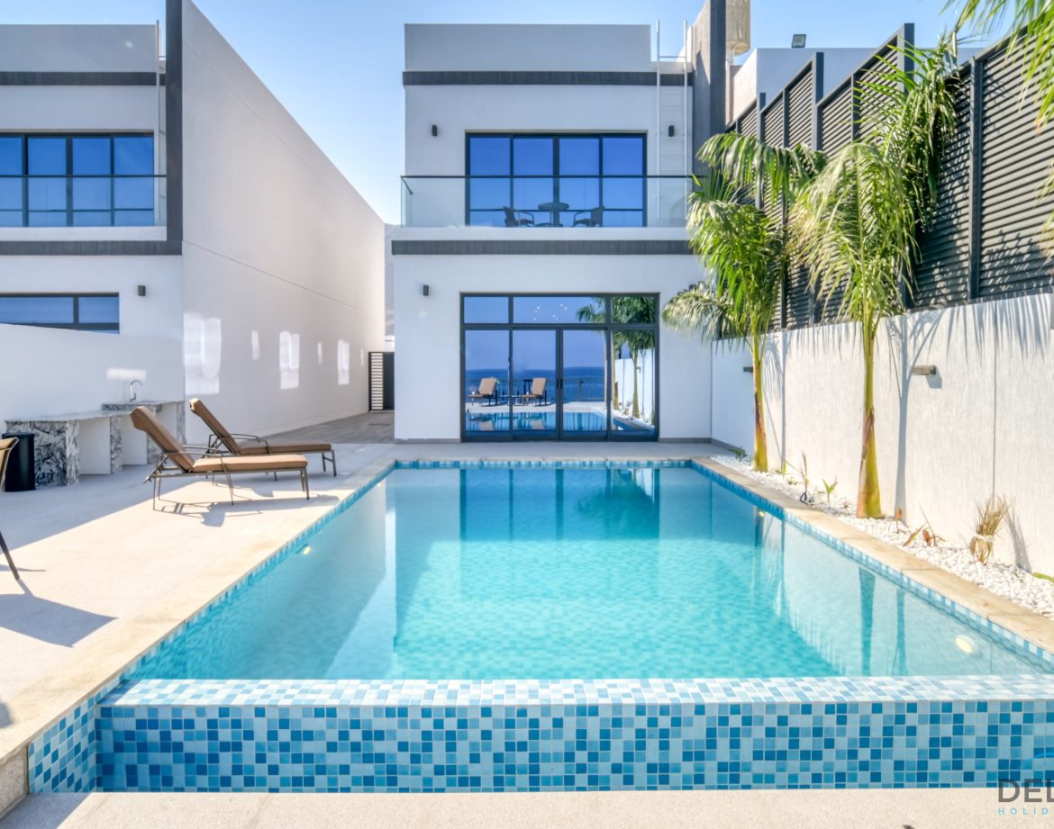 5-Bedroom Villa — Al Dana Island — photo 30