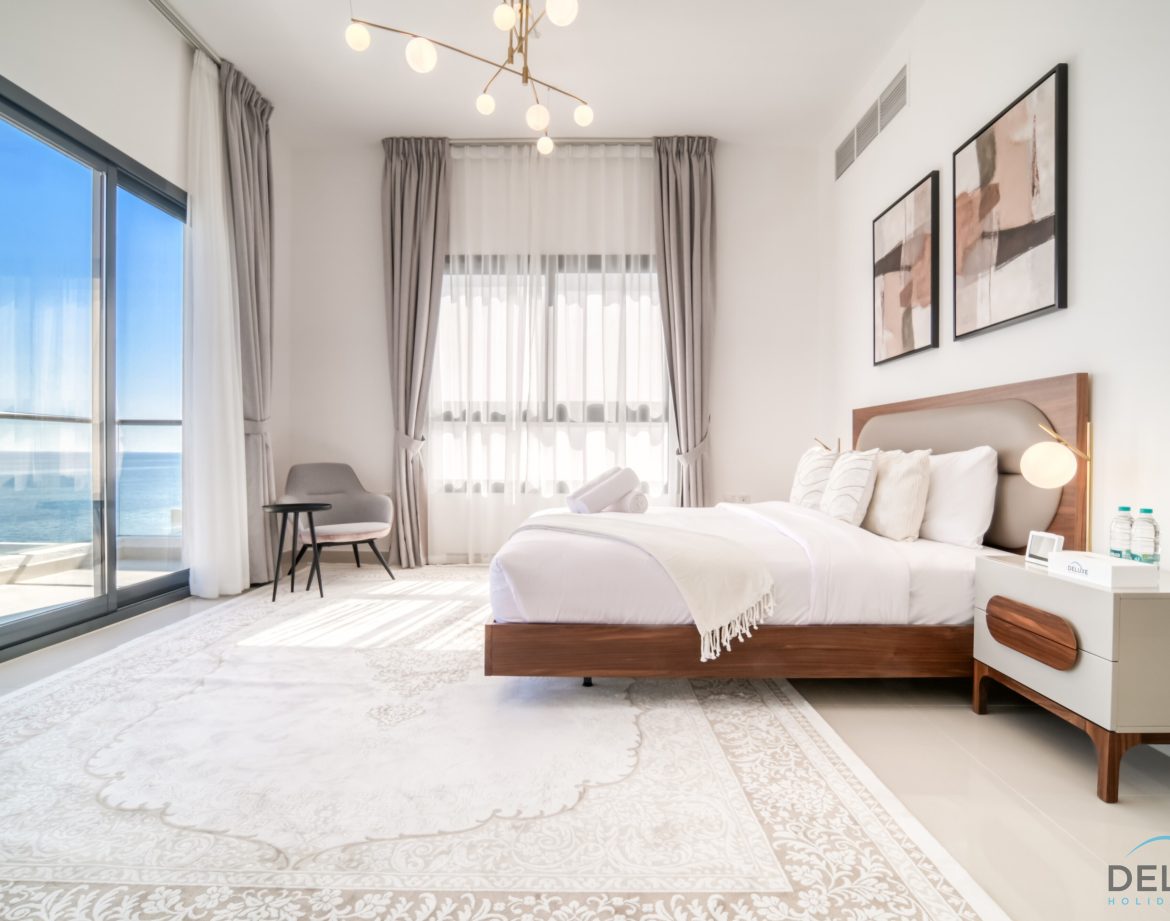 5-Bedroom Villa — Al Dana Island — photo 34