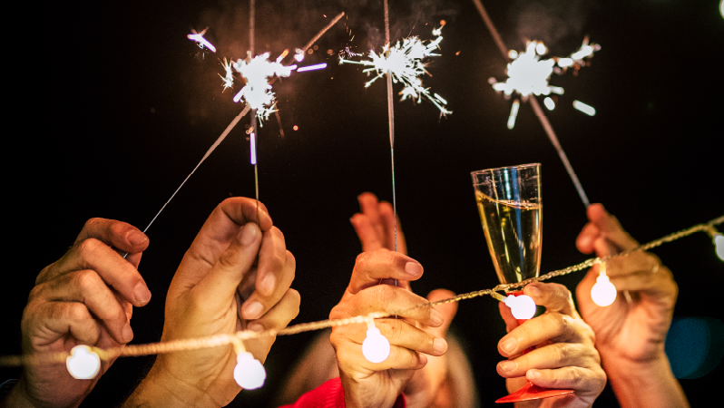 12 New Year's Resolutions for Property Owners - Deluxe Holiday Homes