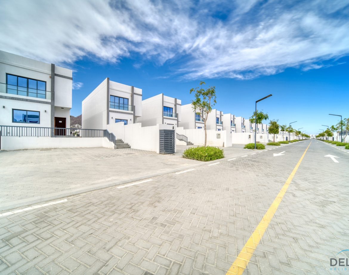 4-Bedroom Villa — Al Dana Island — photo 14