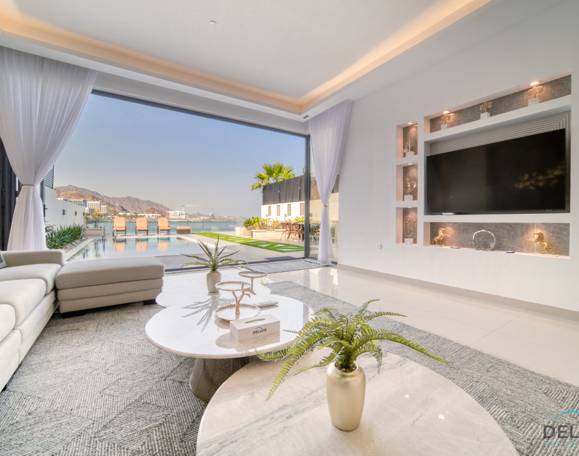 5-Bedroom Villa — Al Dana Island — photo 14