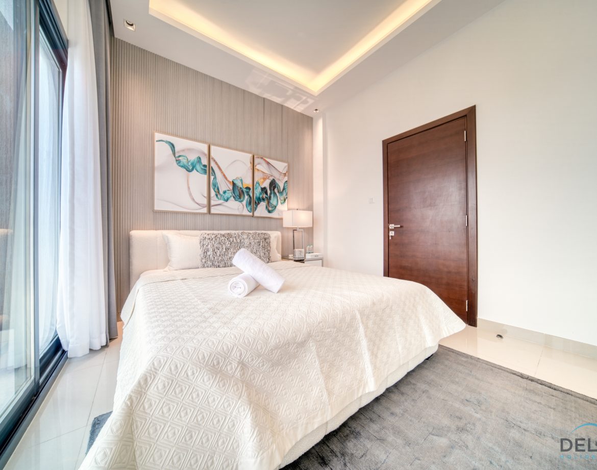 5-Bedroom Villa — Al Dana Island — photo 33
