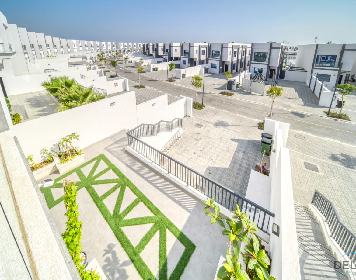 5-Bedroom Villa — Al Dana Island — photo 35