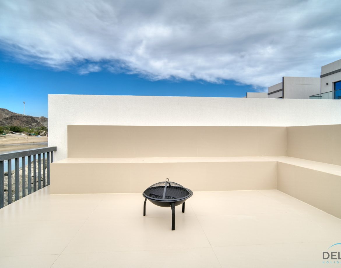 4-Bedroom Villa — Al Dana Island — photo 38
