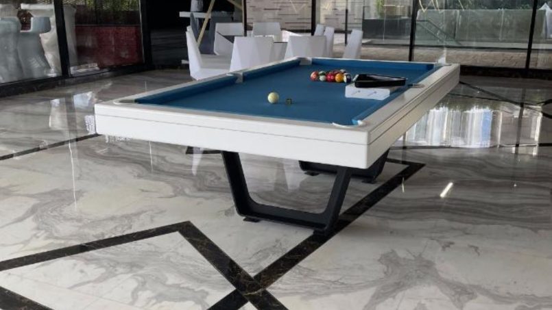 DELUXE HOLIDAY HOMES - Billiard Area 2