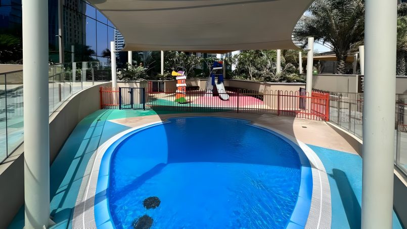 DELUXE HOLIDAY HOMES - Kids Pool 2