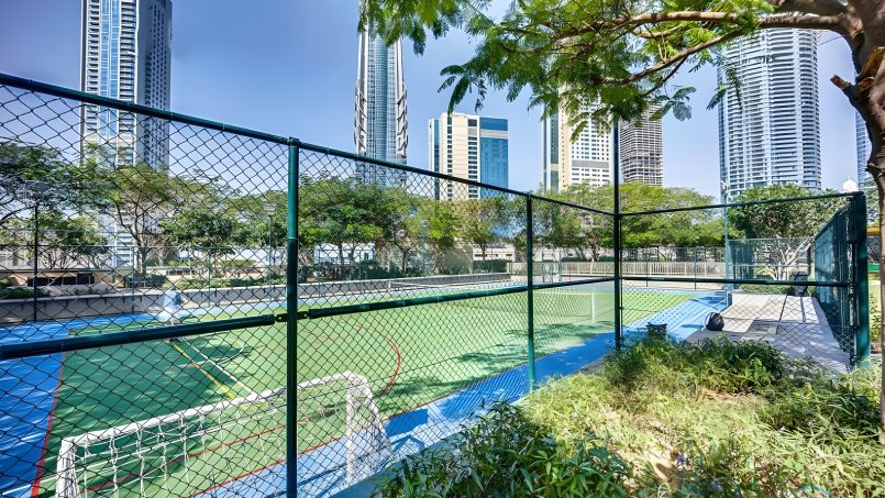 DELUXE HOLIDAY HOMES - Tennis Court 1