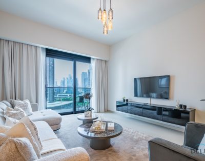Exquisite 3BR Apartment with Assistant Room at Act One Act Two Tower
