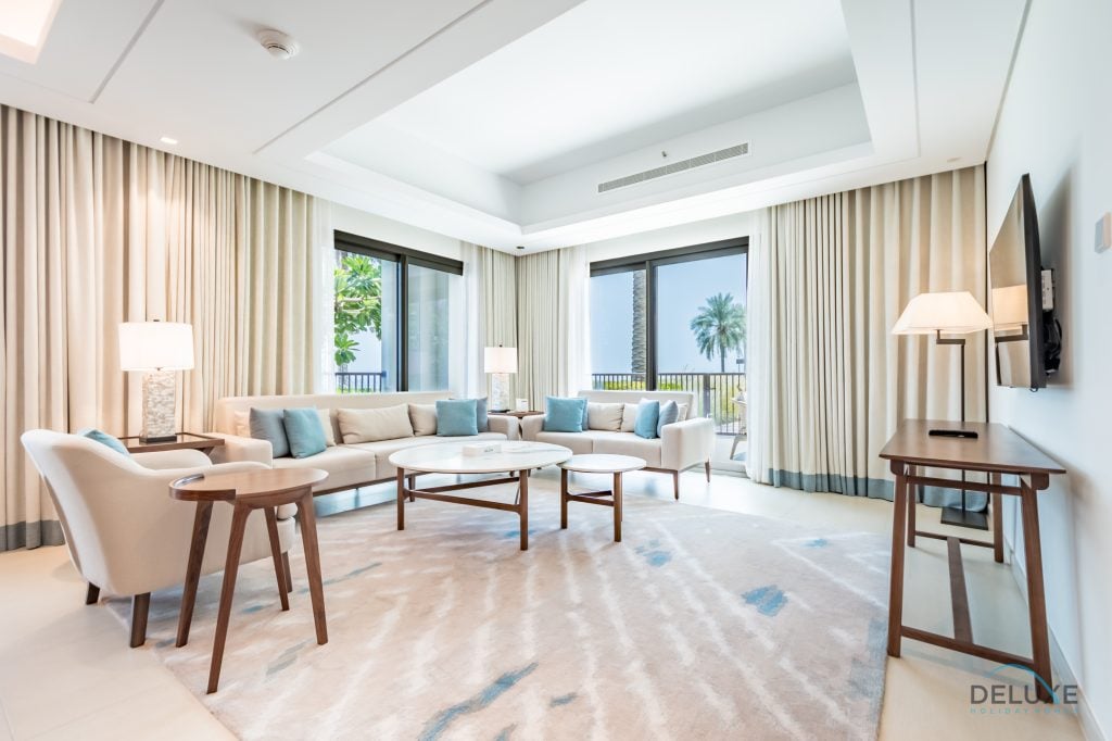 Апартаменты 4BR с ассистентской комнатой на берегу моря в The Address Fujairah Residences