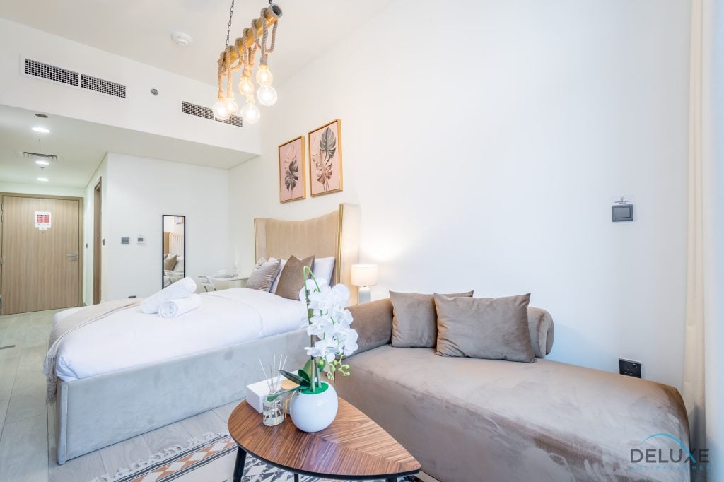 Charming Studio Apartment at Azizi Riviera 32