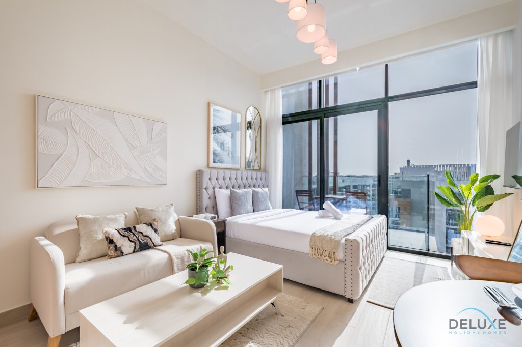 Spacious Studio w/ Community & Partial Burj Khalifa Views