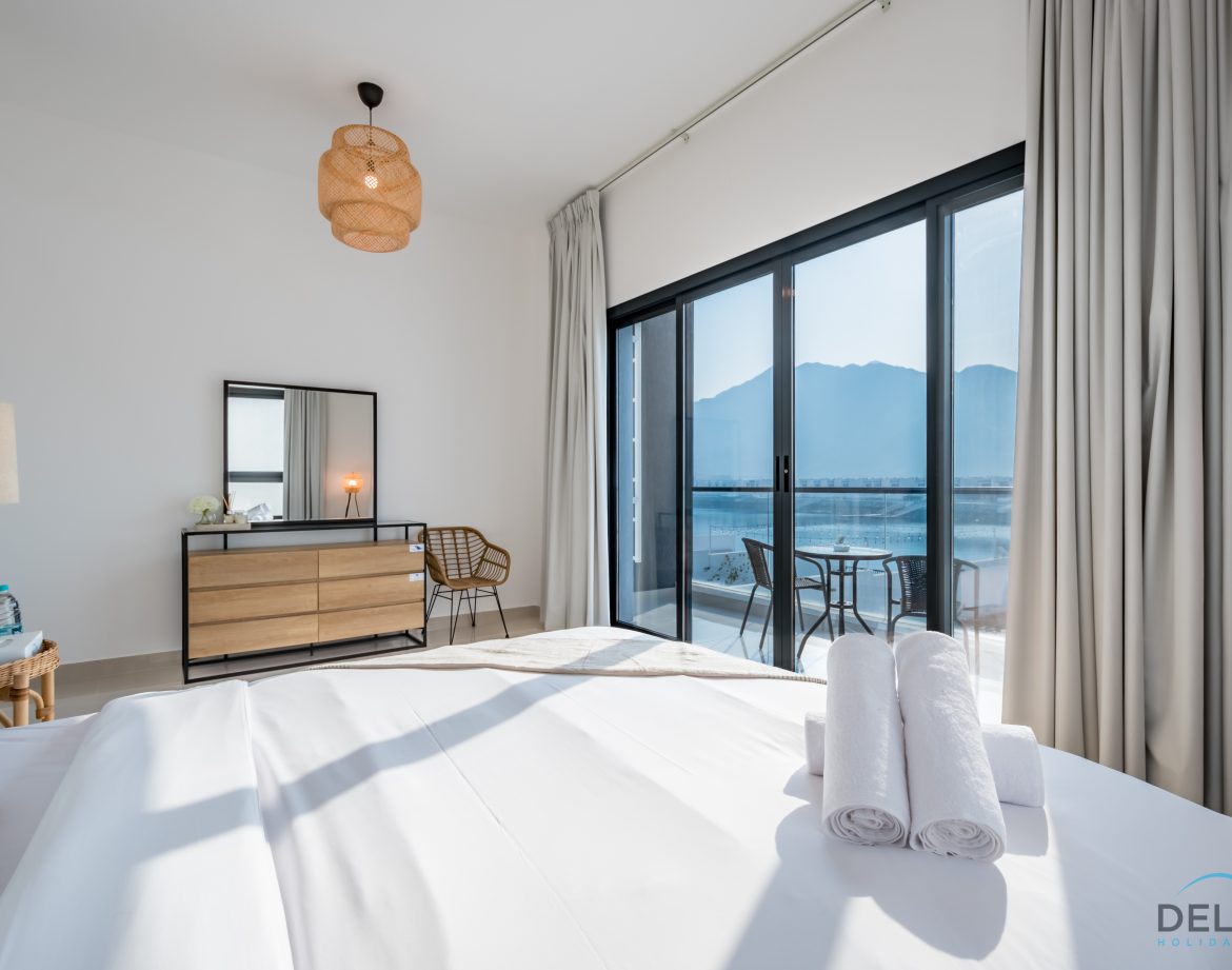 4-Bedroom Villa — Al Dana Island — photo 38