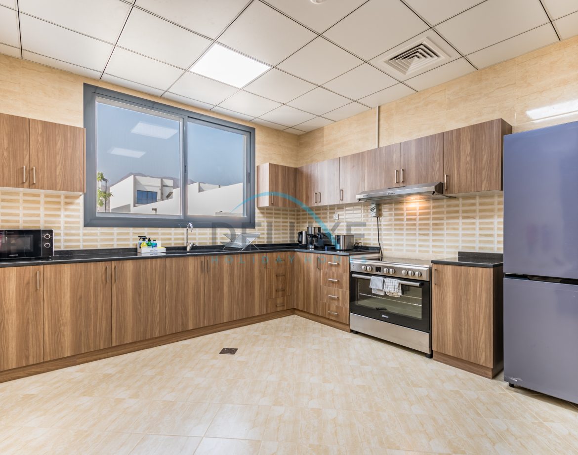 5-Bedroom Villa — Al Dana Island — photo 4