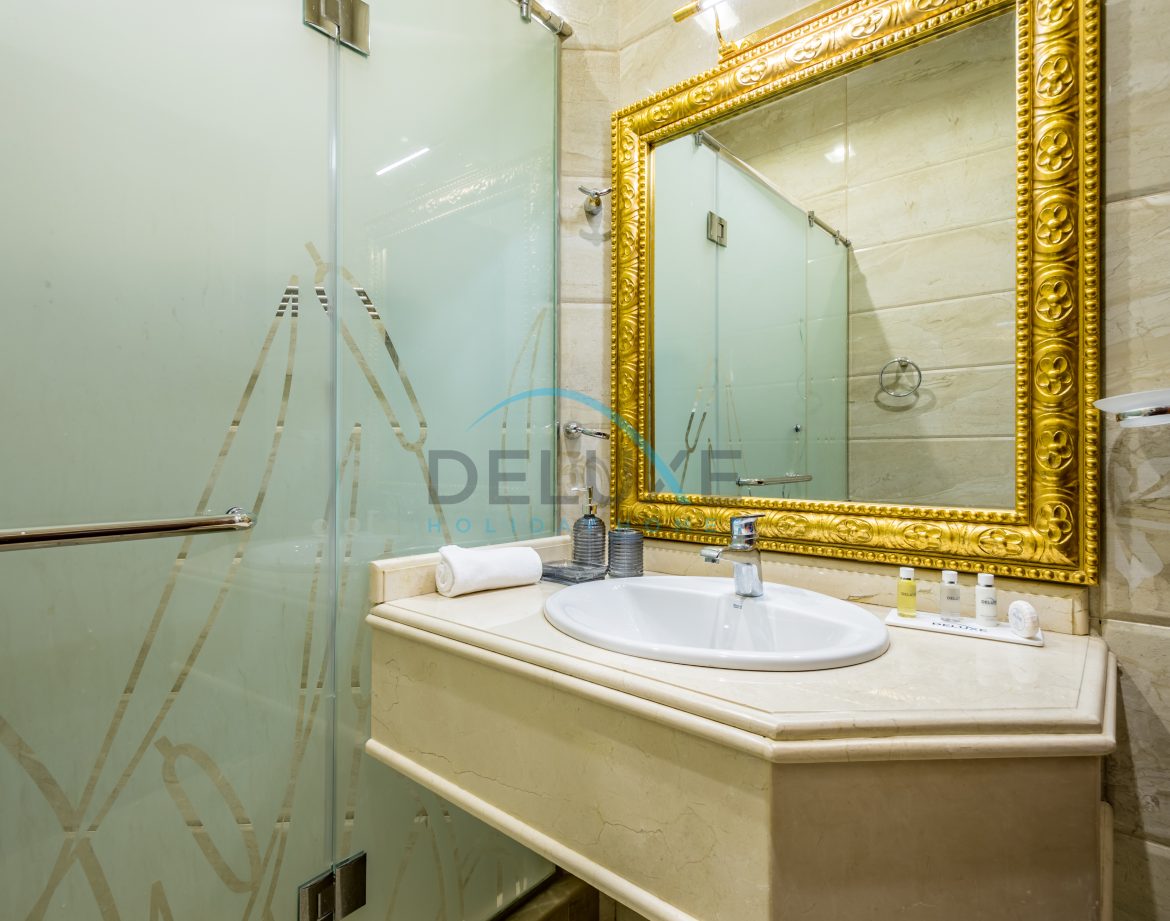 9-Bedroom Villa — Al Dana Island — photo 36