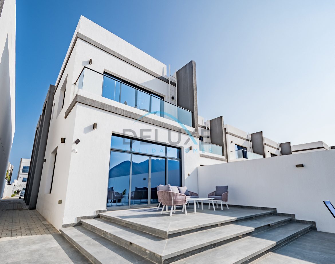 5-Bedroom Private-Pool Villa — Al Dana Island — photo 28