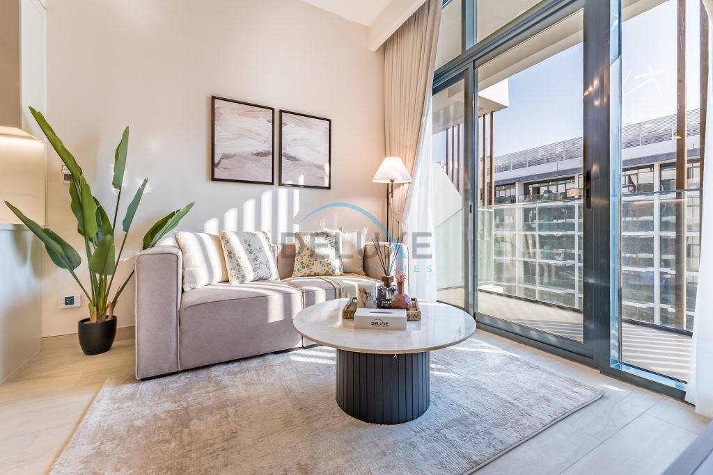Pool Views 1BR Close to Major Landmarks in Azizi Riviera 18