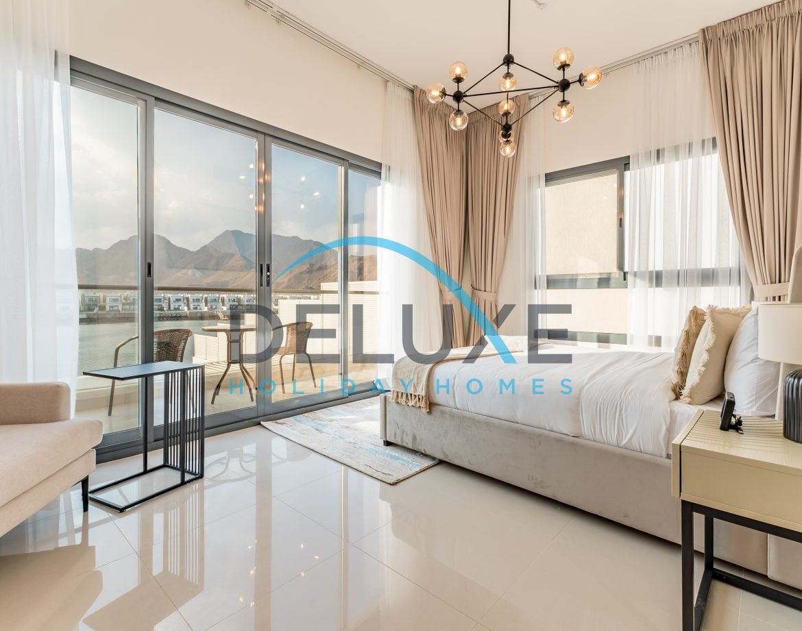 4-Bedroom Villa — Al Dana Island — photo 19