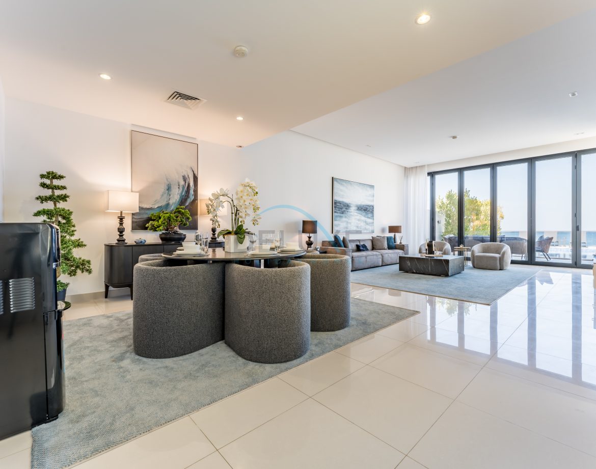 5-Bedroom Sea-View Villa — Al Dana Island — photo 5