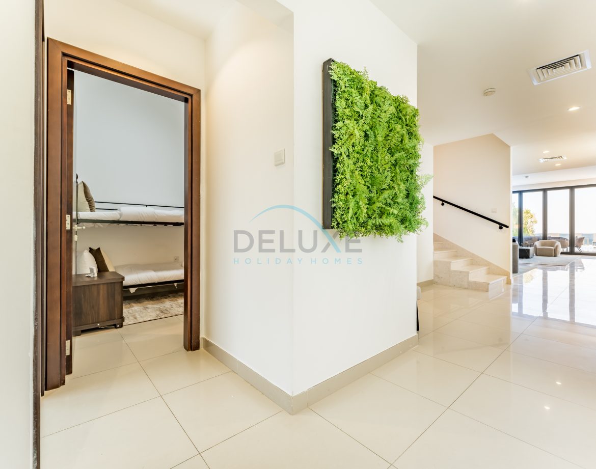 5-Bedroom Sea-View Villa — Al Dana Island — photo 29