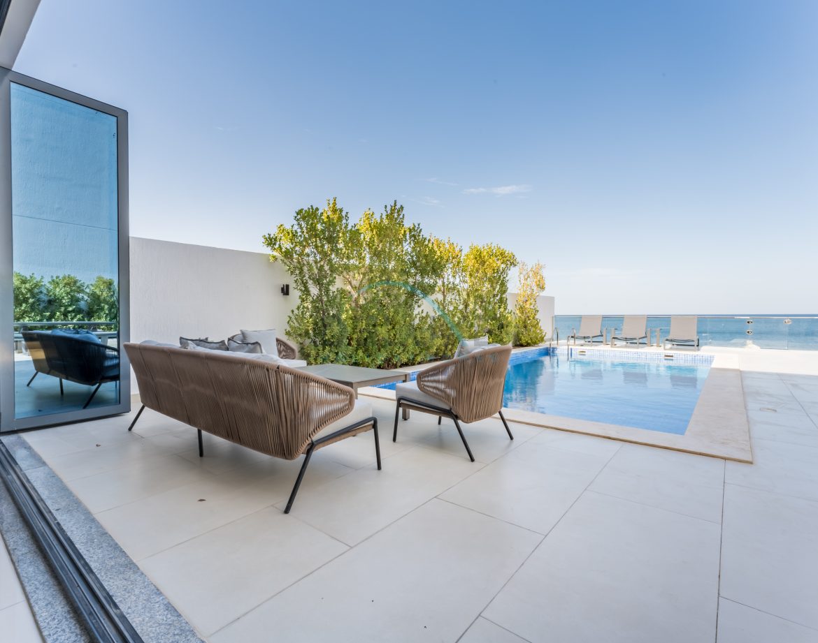 5-Bedroom Sea-View Villa — Al Dana Island — photo 37