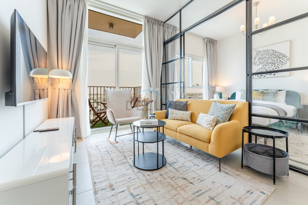 Leisure Living 1BR with Community View, Collective Tower 2