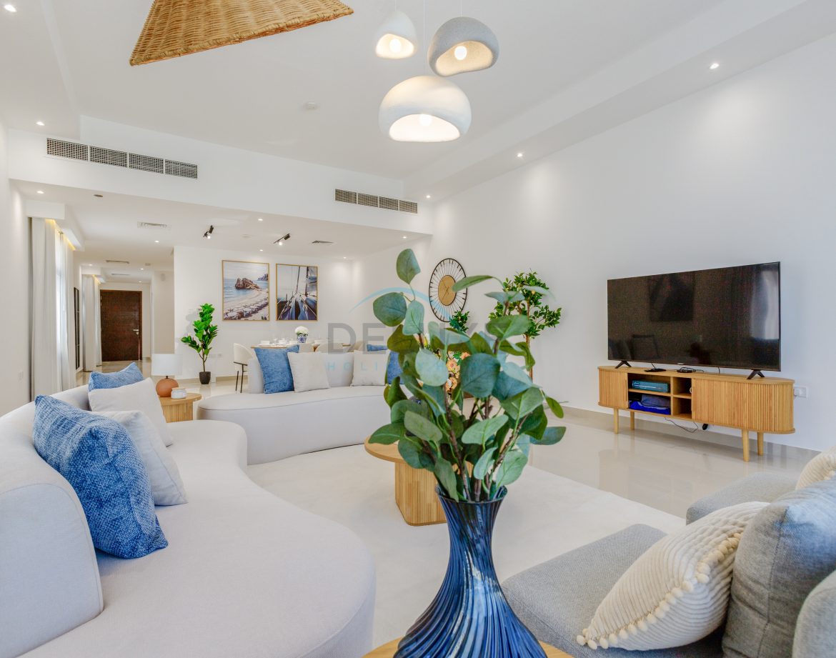 5-Bedroom Sea-View Villa — Al Dana Island — photo 8
