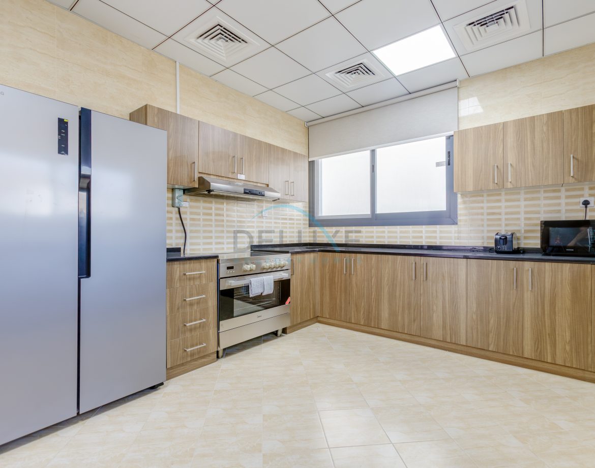 7-Bedroom Villa — Al Dana Island — photo 10